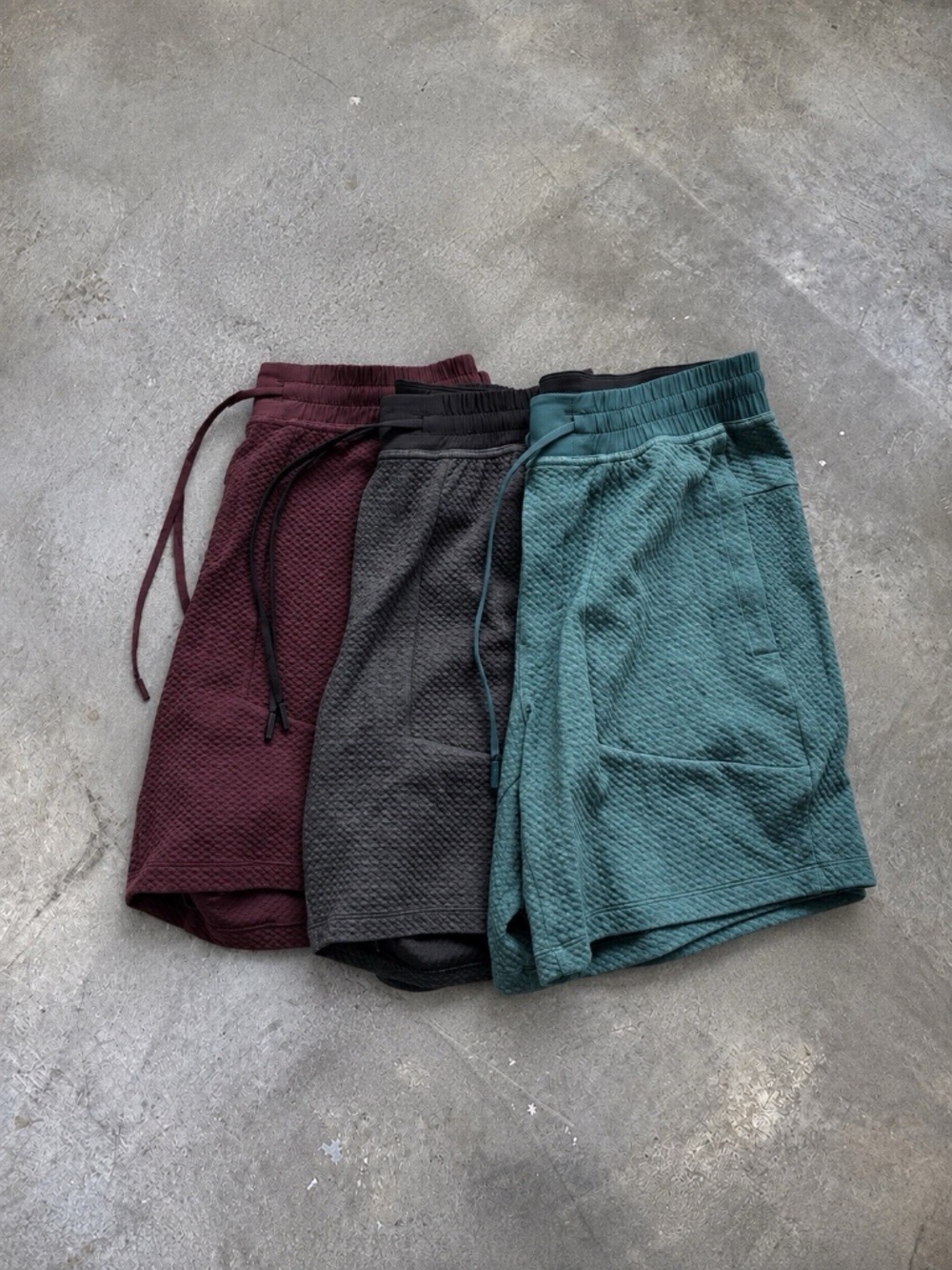 Lululemon Lot of 3 At Ease Short 7" Sz Large